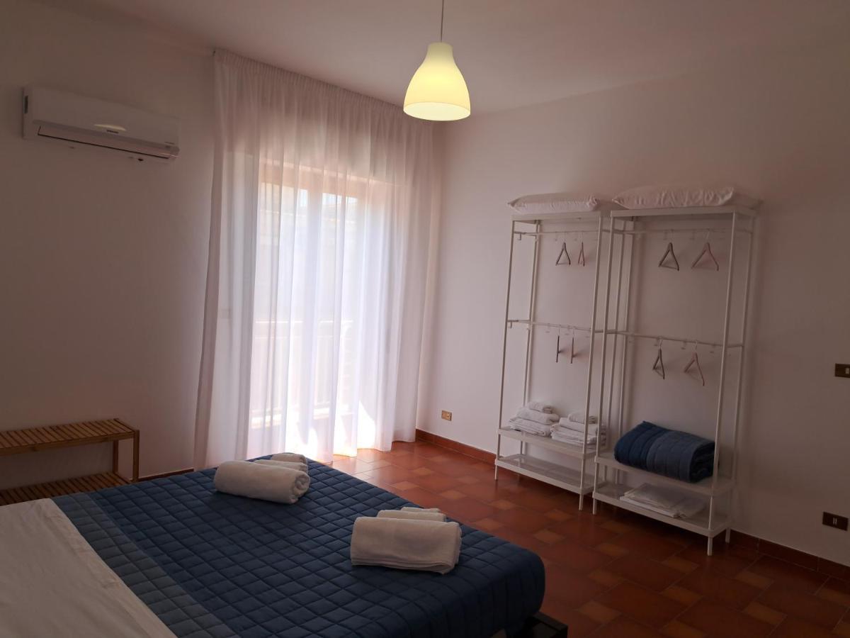 Casavacanze Nel Blu Scirocco Ізола-делле-Фемміне Екстер'єр фото
